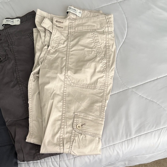 SET OF 3- Hollister mid rise relaxed boot cargo pants - Picture 6 of 10